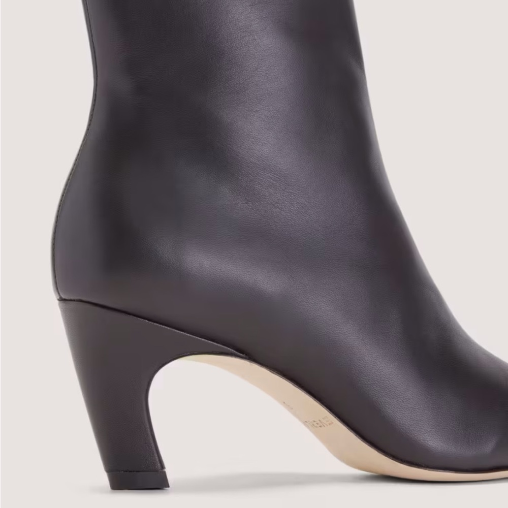 Everlane The Banana Boot Short Black Leather - Picture 6 of 6